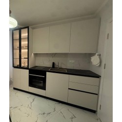 Небольшая кухня с фасадами из МДФ AGT A-149